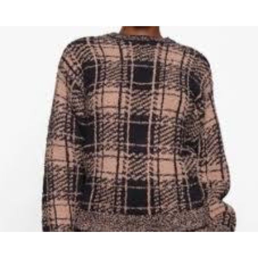 Skims Plaid Unisex Cozy Sweater Size M